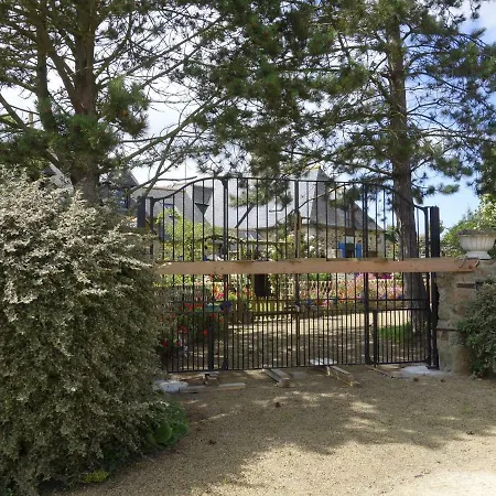 Maison De La Ferme Lezardrieux Exterior photo