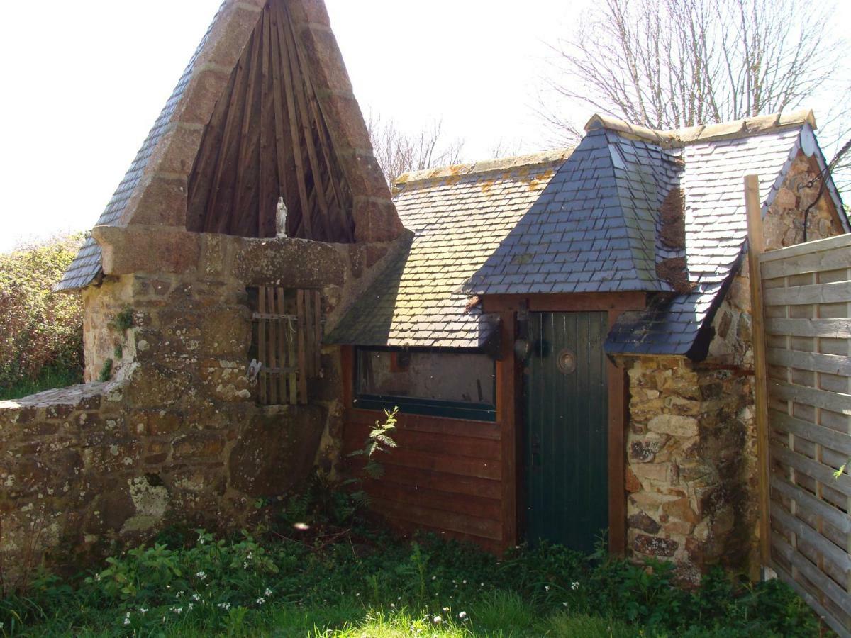 Holiday home Maison De La Ferme Lezardrieux